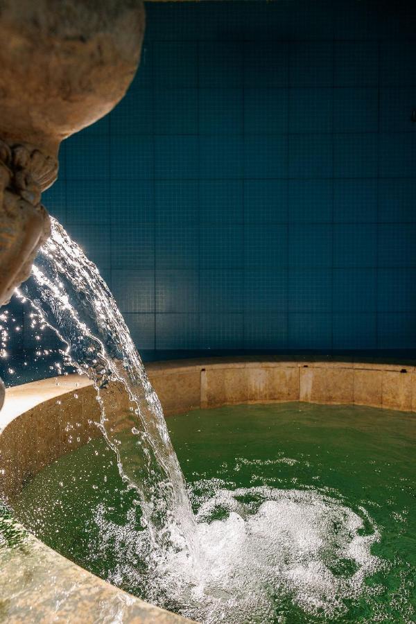 Hotel Hamam Angistron Luaran gambar