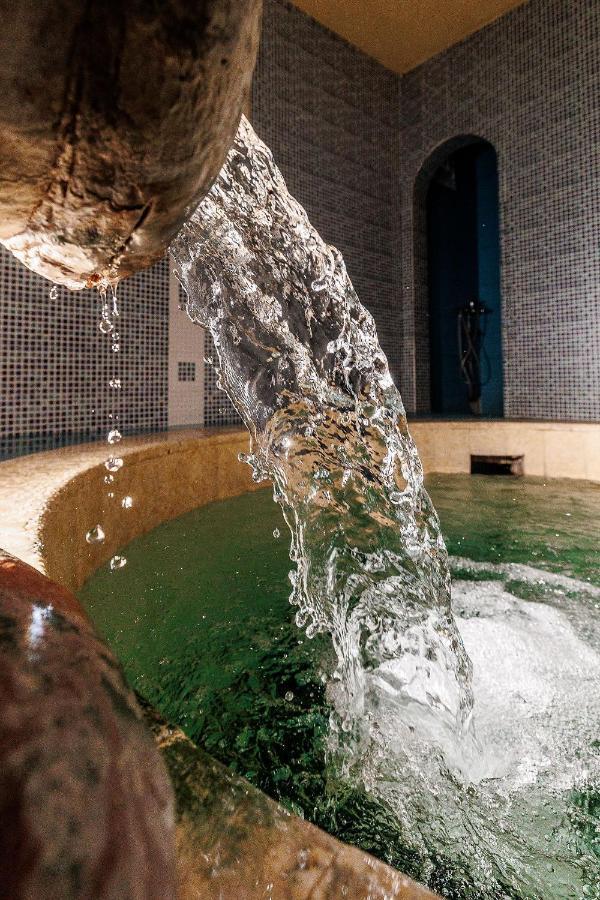 Hotel Hamam Angistron Luaran gambar
