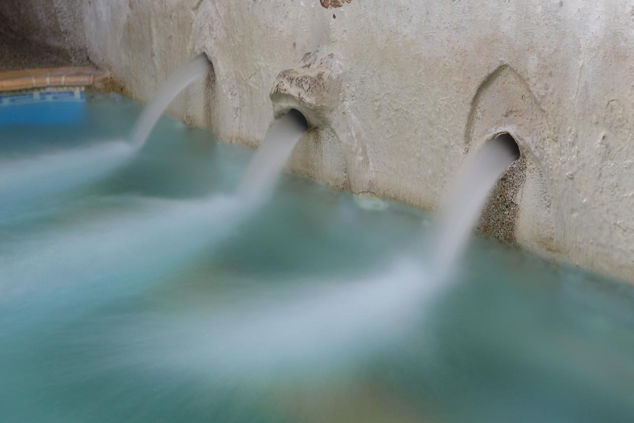 Hotel Hamam Angistron Luaran gambar